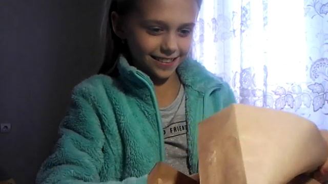 Распаковка посылок | СЮРПРИЗБОКС смотреть онлайн