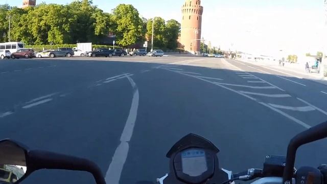 in Moscow on a motorcycle 2 , по Москве на мотоцикле смотреть онлайн