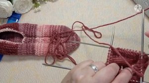 Следки спицами , вязание от бабушек. ???