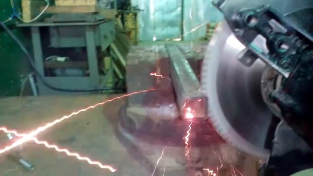 Обзор двухдисковой пилы HAMMER 1500 смотреть онлайн