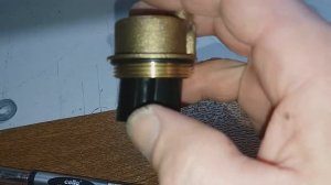 Автоматические клапаны для стравливания воздуха в системах отопления.