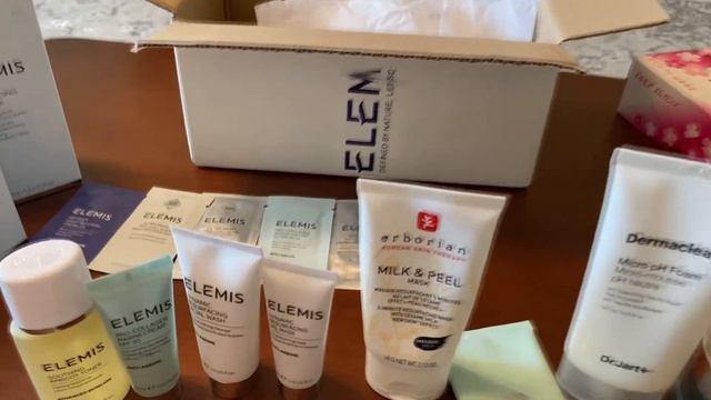 ?КОСМЕТИКА ELEMIS ОТКРЫВАЮ ПОСЫЛКУ смотреть онлайн