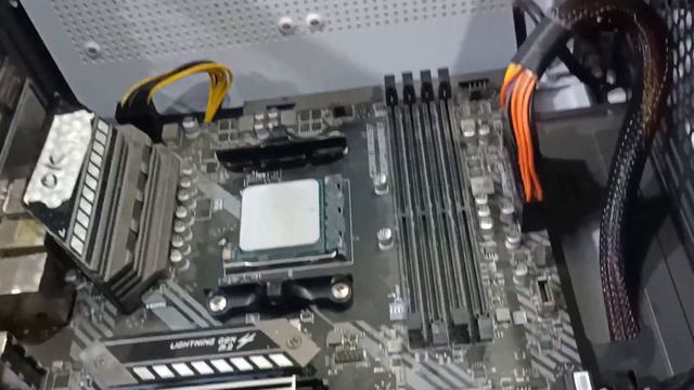 Thunder | MSI B550M Pro | Gaming PC | turning on but no display Problem | Solution смотреть онлайн