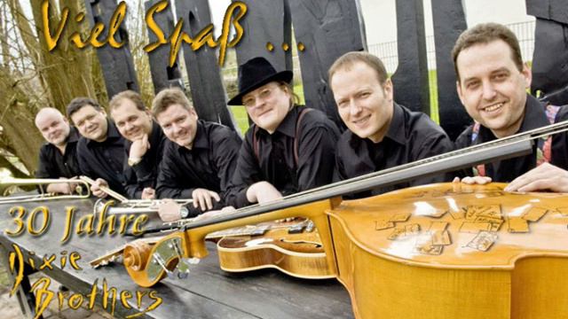 Dixie Brothers смотреть онлайн