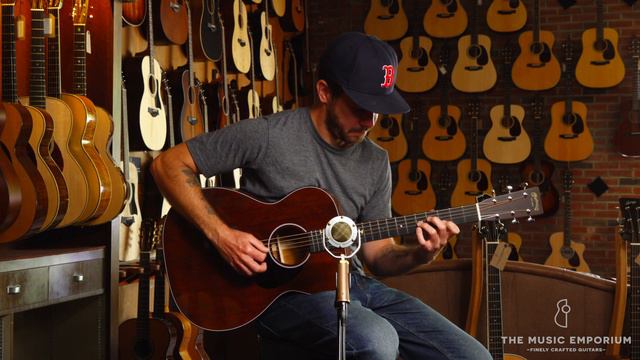 Martin Custom Shop 000-14 All Mahogany At The Music Emporium