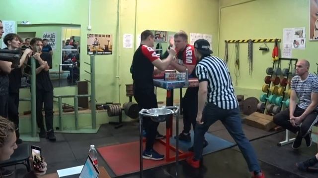 Армрестлинг в Сыктывкаре смотреть онлайн