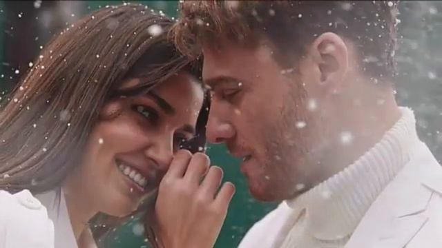 Kerem Bürsin's eyes filled with tears in front of Hande Erçel! смотреть онлайн