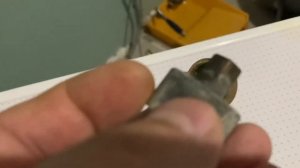 Треск(шум) мембранного редуктора давления воды. Причина.