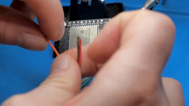 I2S MAX98357 Bluetooth Speaker project for ESP32 microcontroller / Programming Arduino IDE смотреть онлайн