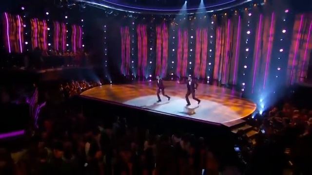 Finale - So You Think You Can Dance: Evan & Lex Perform To It Don't Mean A Thing смотреть онлайн