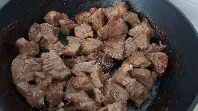 СОУС С МЯСОМ И КАРТОШКОЙ смотреть онлайн