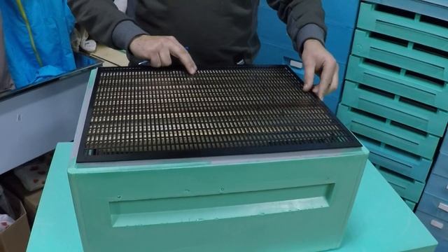 Разделительная решетка Нижегородец 10 рамок смотреть онлайн