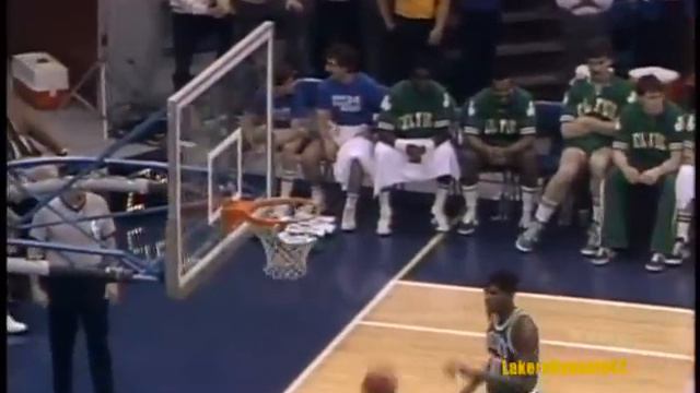 Larry Bird 1985: 60pts vs. Atlanta Hawks смотреть онлайн
