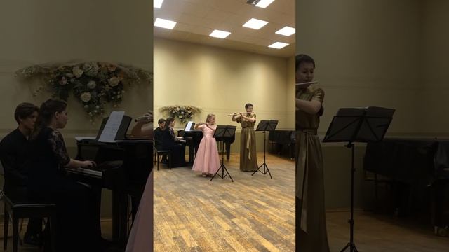 Франц Бер "Полька", Ласоцкая Л.С. и Головий Иоанна, флейта. смотреть онлайн