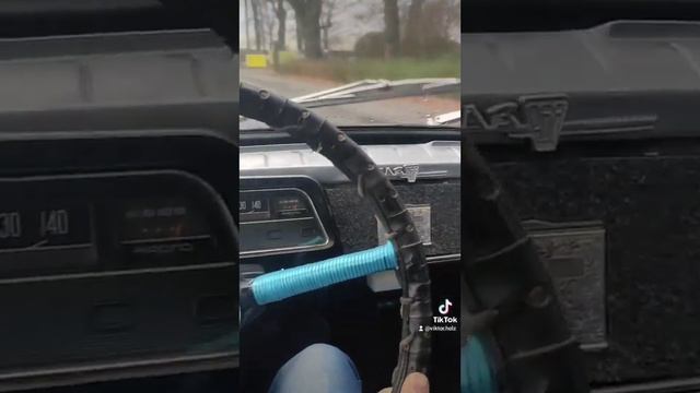 лечу на железной гремящей повозке, боярский. #классика #заз #запорожец покатушки на ушастом 968