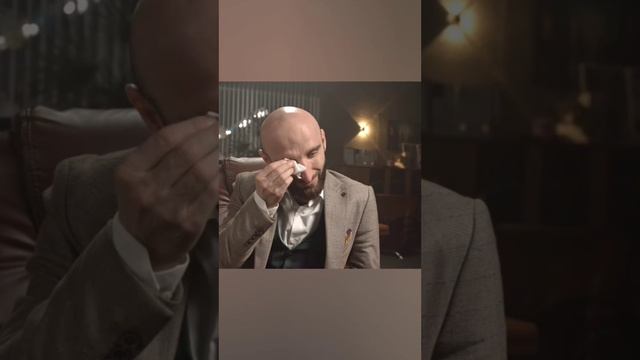 Омар пустил слезу | Омар в Большом городе #shorts смотреть онлайн