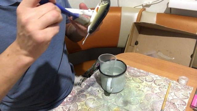 Изготовление джерка «Нерей». Лакировка.