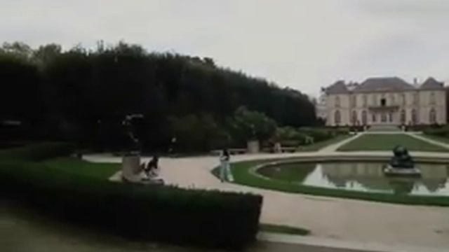 Скульптуры в саду Родена, Париж/Le Jardin Rodin, Musée Rodin, Paris, France.
