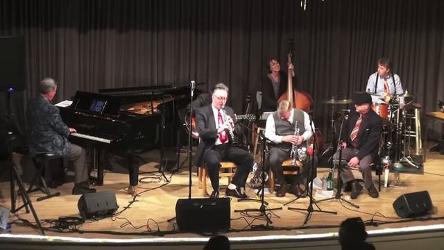 Clint Baker's Golden Gate Swing Band "Rosetta" смотреть онлайн