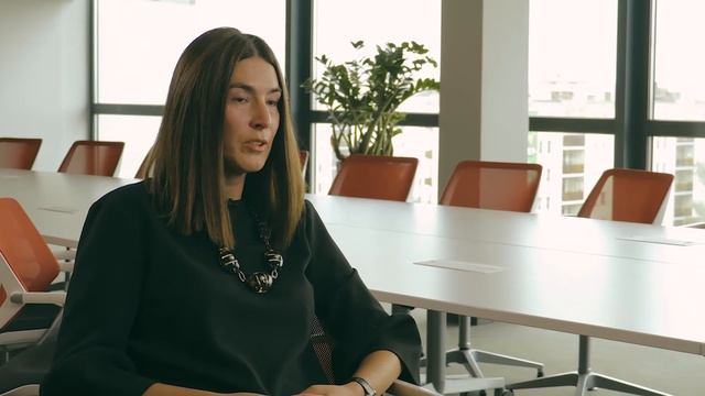 MOL Improves Recruiting with Oracle смотреть онлайн