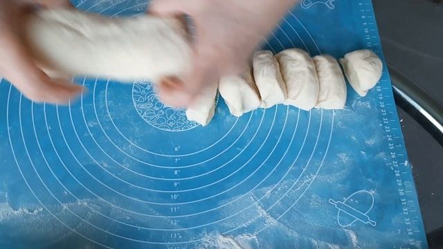 Тонкие пирожки на кефире / Бабушкины ПИРОЖКИ смотреть онлайн