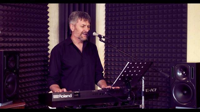 Сергей Швец - От росы до слезы смотреть онлайн