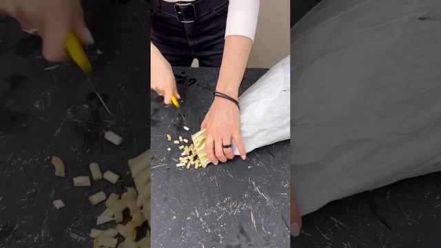 3 ПРАВИЛА КАК СОХРАНИТЬ ТЮЛЬПАНЫ СВЕЖИМИ #shorts #шортс смотреть онлайн