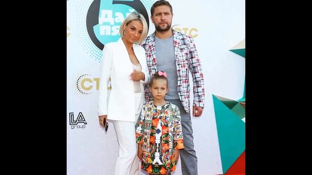 Актриса Дарья Сагалова стала мамой в третий раз смотреть онлайн