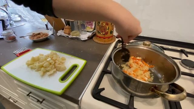 Суп с консервированным тунцом?. Очень лёгкий, вкусный.. змеиный супчик? смотреть онлайн