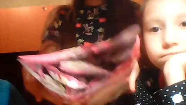 Открываем вкусняшки 😊 смотреть онлайн