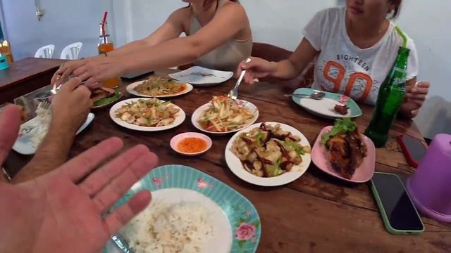 Река Квай и храм Тигра _ Своим ходом по реке Квай _ Храм пещеры Тигра _ Эраван _ Таиланд смотреть онлайн