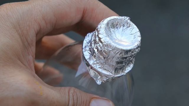 How to Make a Water Bottle Bong смотреть онлайн