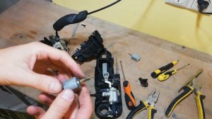 Ремонт дверного замка Scenic 3 Megane 3 Laguna 3 замена моторчика