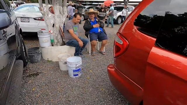 Que Auto usado comprar ❤??Tianguis de autos en venta NISSAN toyota chevrolet used cars смотреть онлайн