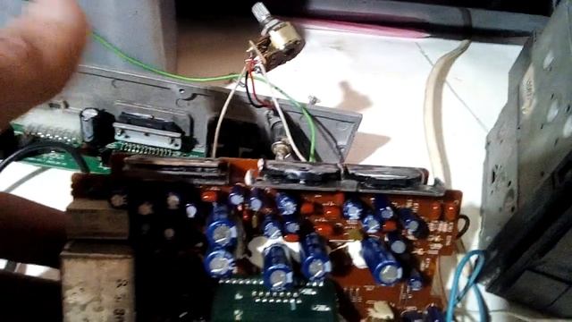 Усилитель звука из старой Автомагнитолыкак подключить
