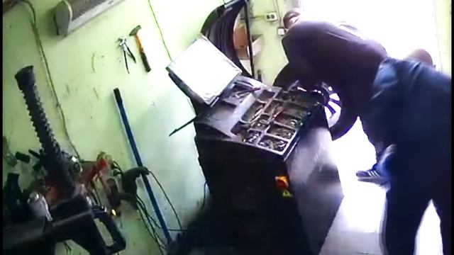 Демонтаж Монтаж шин Балансировка колес смотреть онлайн