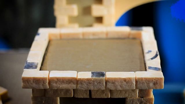 Дом для кота из картонной коробки и пенопласта. смотреть онлайн