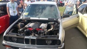 БМВ 12 ЦИЛИНДРОВЫЙ ДВИЖОК