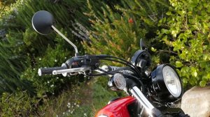 YAMAHA SCR 950 | TEST COMPLET [+SUBTITLES]