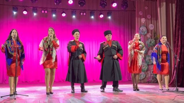 Любава и Местные «Казаки в Берлине» смотреть онлайн