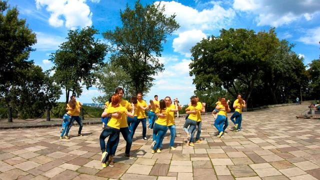 World Kizomba Flashmob 2019 in KYIV смотреть онлайн