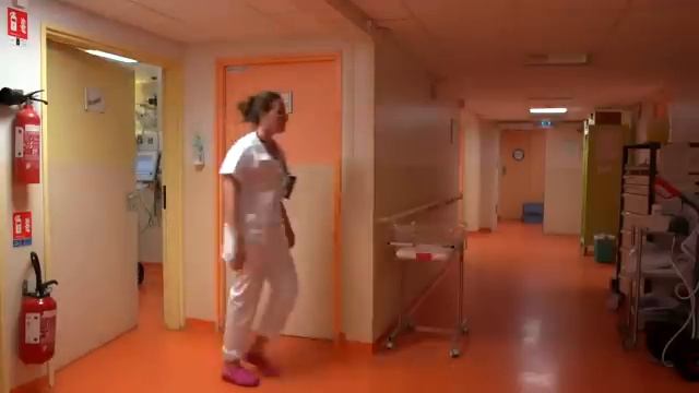 Mayotte, immersion dans la plus grande maternité de France 4/5 - Le Mag de la Santé смотреть онлайн