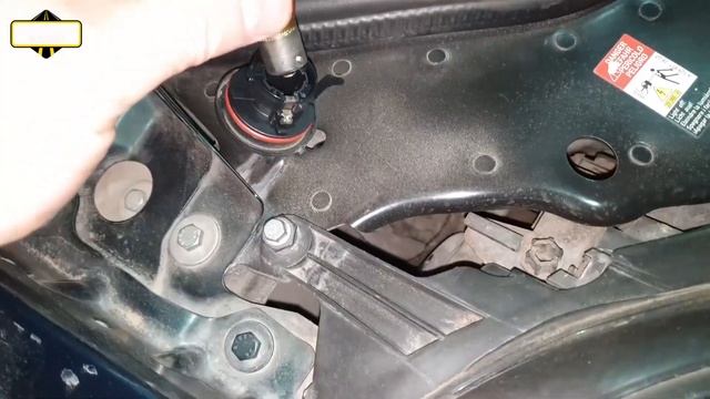How to Replace the Turn Signal Bulb for Mercedes W211 смотреть онлайн
