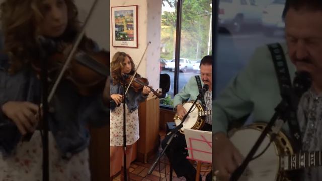 Bobby Atkins and Katie Griffin смотреть онлайн