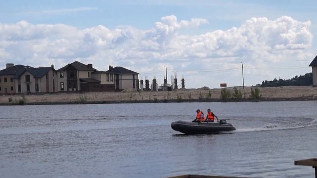 АЗИМУТ Атлас 365 + Сузуки 9,9 с хребтовой рамой 2 человека смотреть онлайн