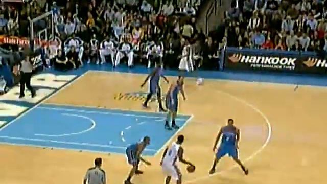 Chris "Birdman" Andersen posterizes Nenad Krstic (12/15/09) смотреть онлайн