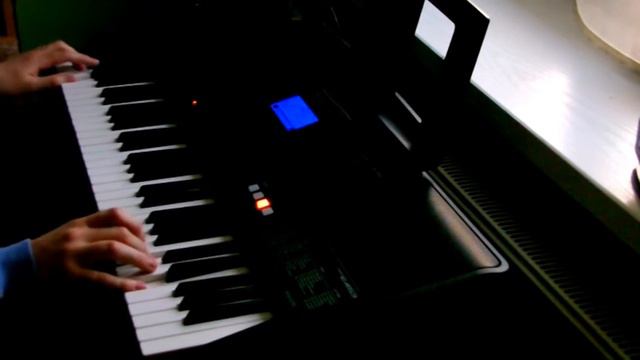 Keane - Everybody's Changing cover (yamaha psr e453) смотреть онлайн