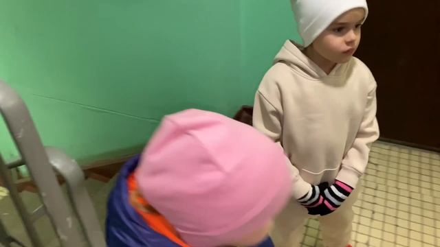 Полезный массажер!!! Мощная разминка! И кросс во тьме ? смотреть онлайн