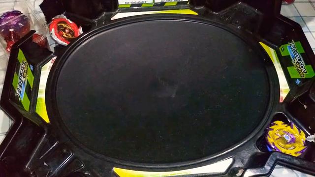 RED & GOLD DRAGONS: Master Diabolos .Gn VS Erase Fafnir .St.Tr | Beyblade Burst Gachi смотреть онлайн