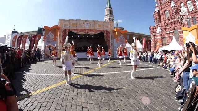 Детский духовой оркестр «ЦДТ» и Ансамбль барабанщиц «Озерчанка», г. о. Озёры смотреть онлайн